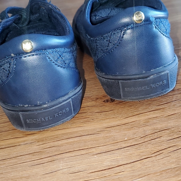 Kids Michael Kors shoes - Picture 3 of 5